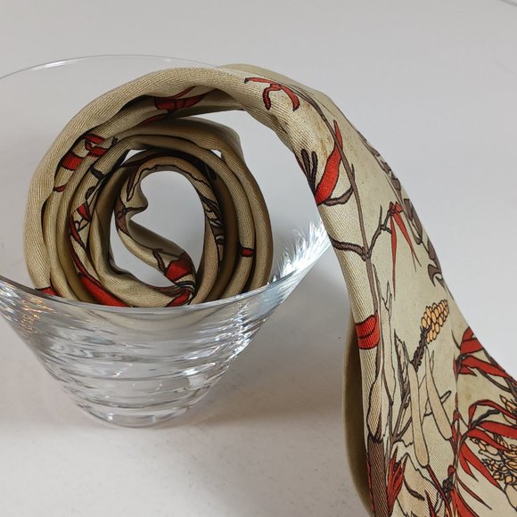 VTG Christian Dior Cravates Men's Silk Tie Tan Rust Yellow Cattails Plants 54" - Picture 5 of 8